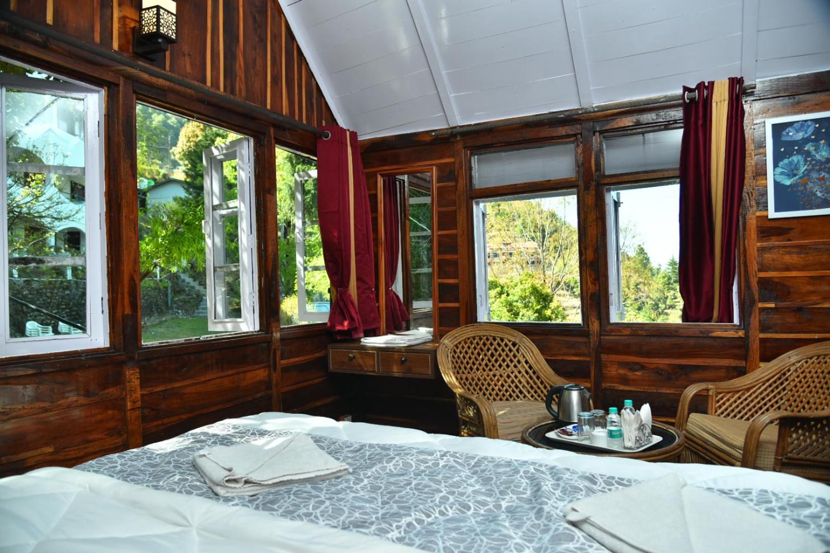 Kumaon Roop Resort Near Kainchi Dham Найнитал Экстерьер фото