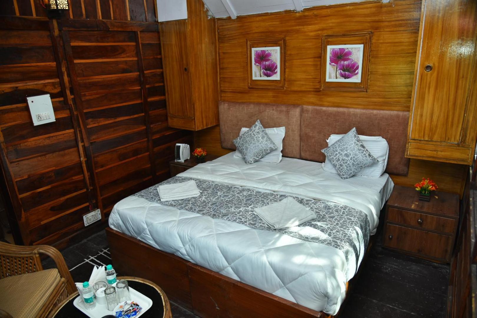 Kumaon Roop Resort Near Kainchi Dham Найнитал Экстерьер фото