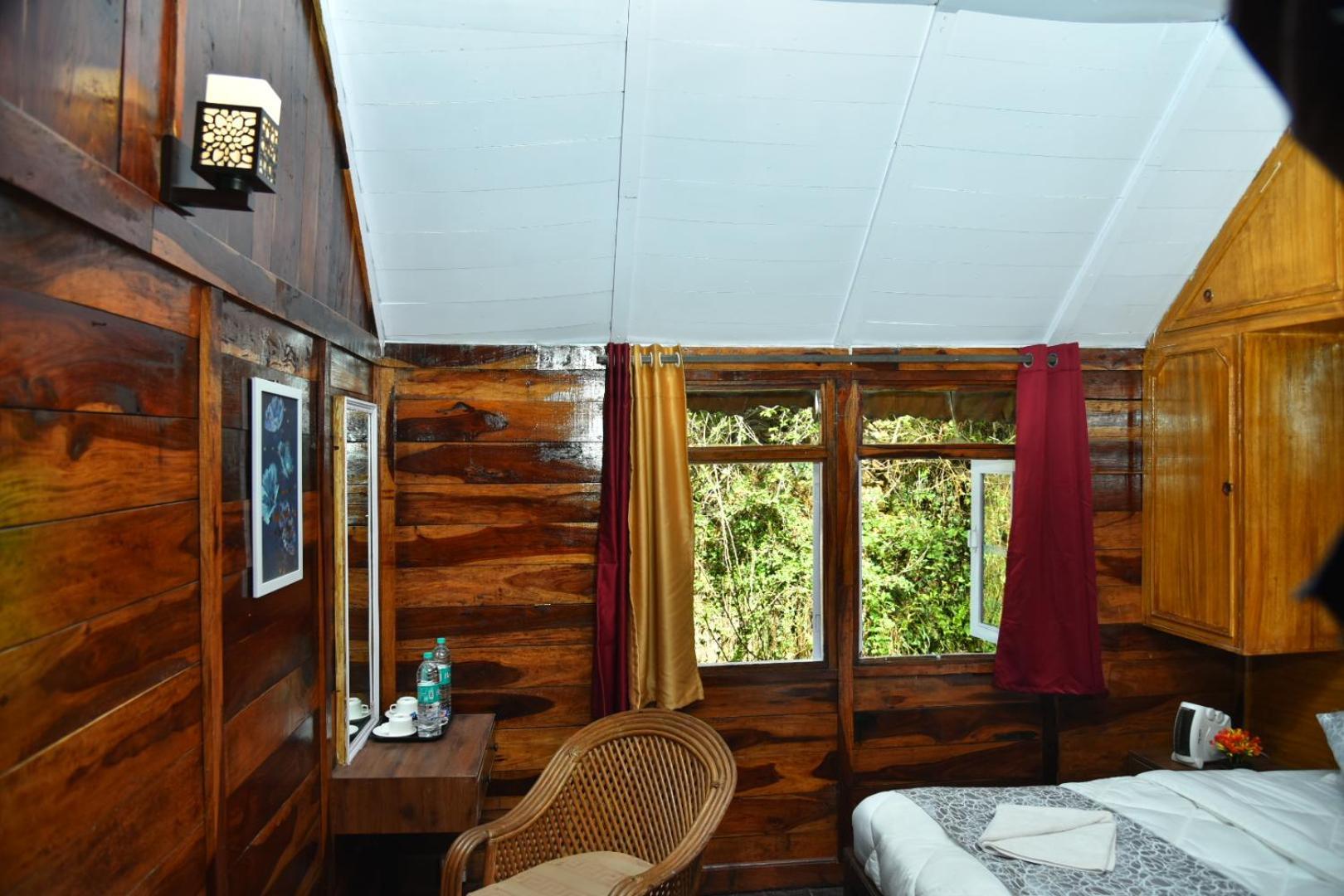 Kumaon Roop Resort Near Kainchi Dham Найнитал Экстерьер фото