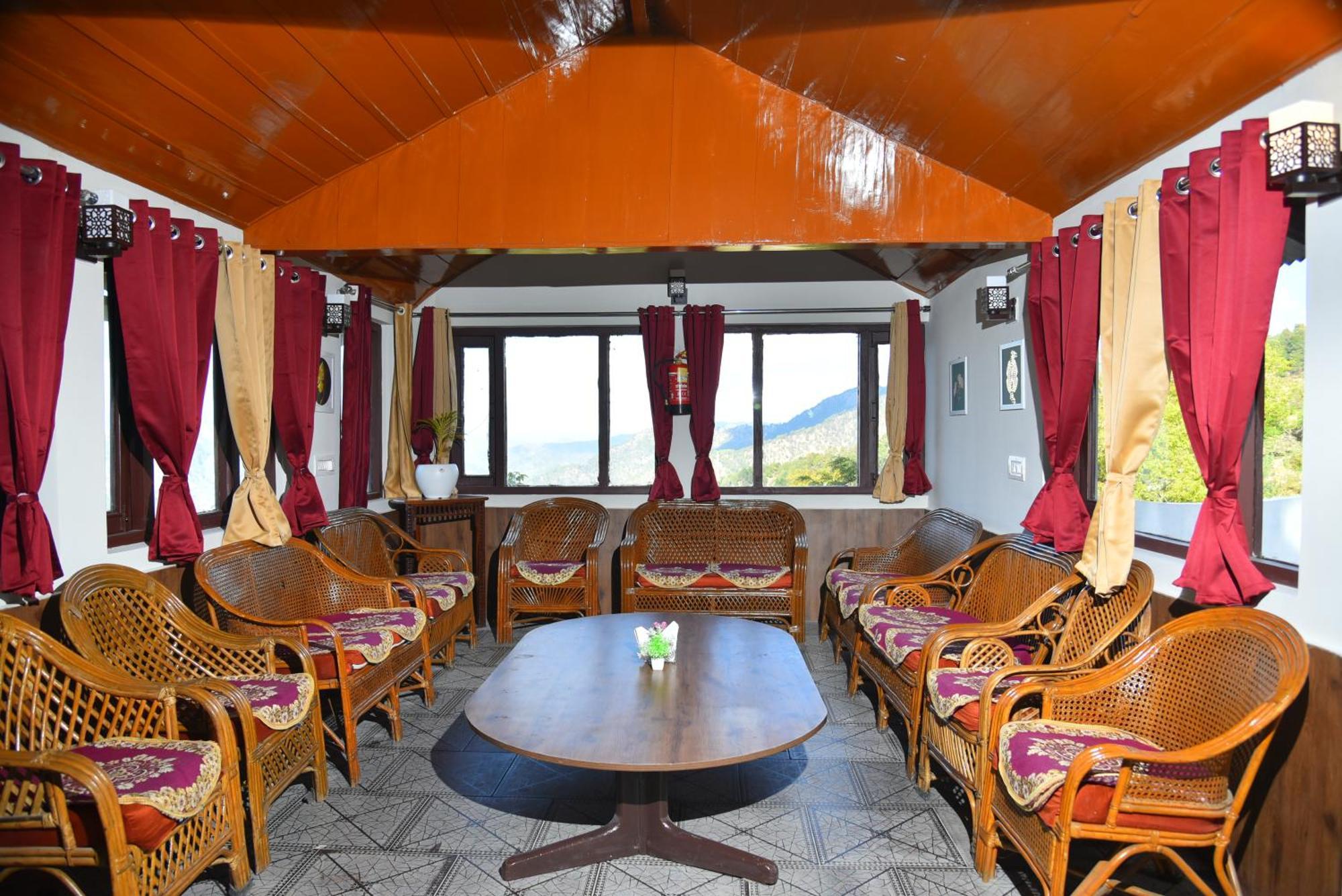 Kumaon Roop Resort Near Kainchi Dham Найнитал Экстерьер фото
