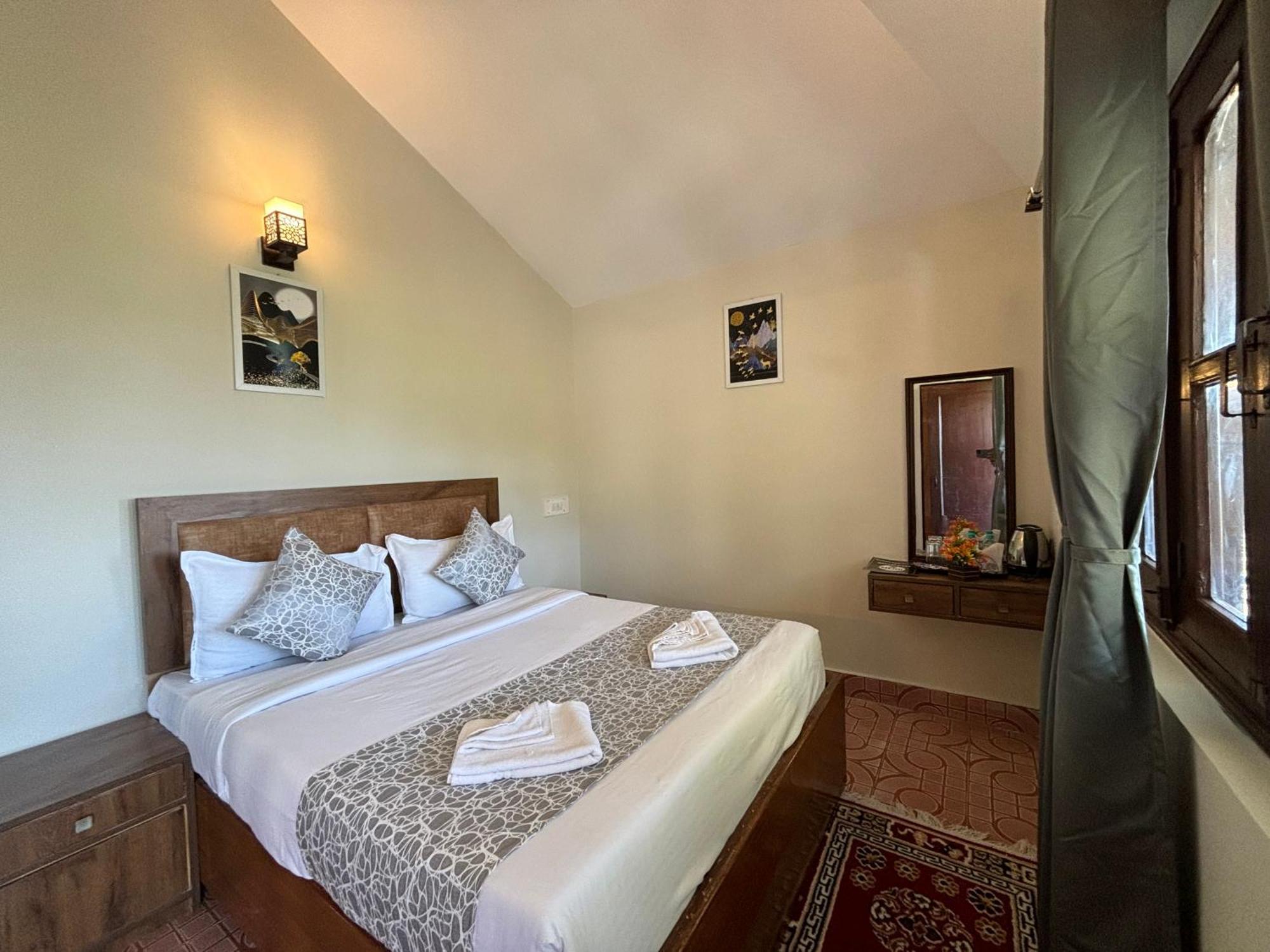 Kumaon Roop Resort Near Kainchi Dham Найнитал Экстерьер фото